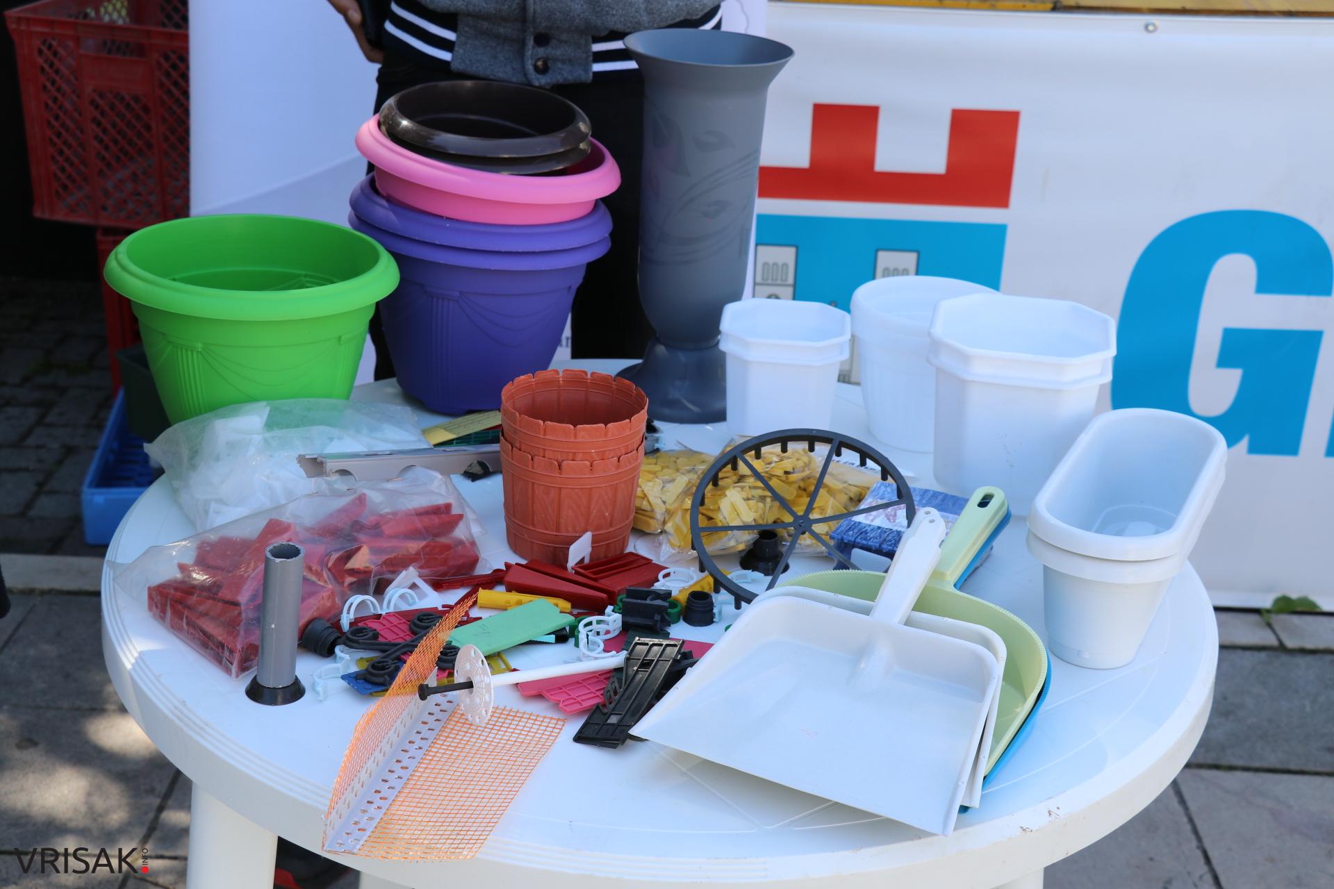 Široki Brijeg: Udruga Eko OTPOR danas održala prezentaciju recikliranih plastičnih proizvoda