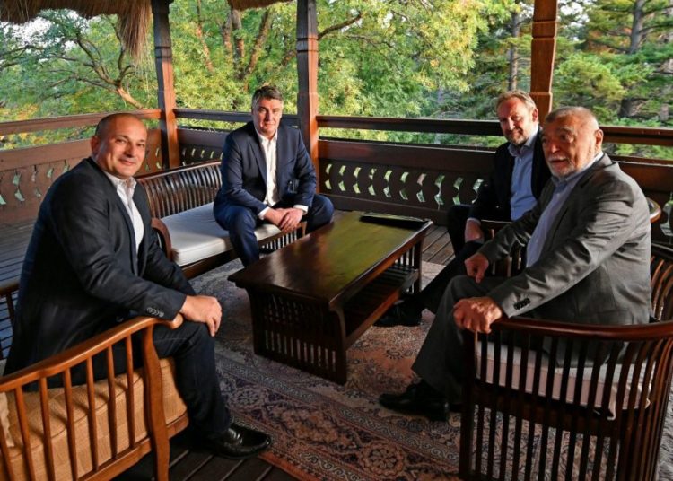 Sastanak Milanovića, Izetbegovića i Mesića