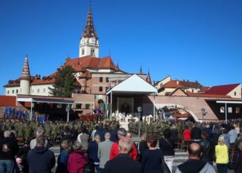 Oko 7000 vjernika iz Zagreba na hodočašću u Mariji Bistrici