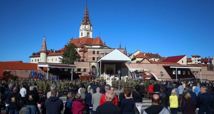 Oko 7000 vjernika iz Zagreba na hodočašću u Mariji Bistrici