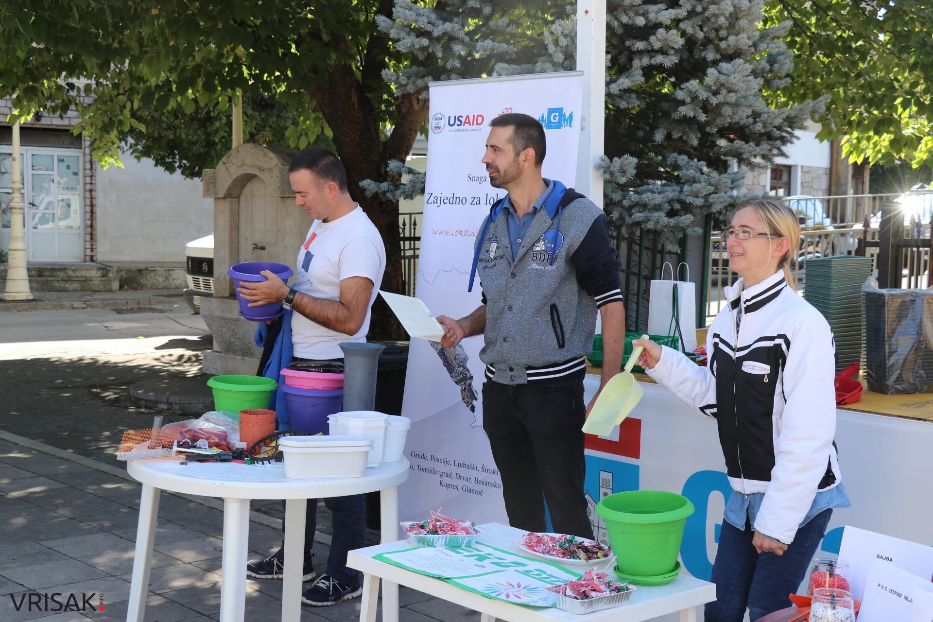 Široki Brijeg: Udruga Eko OTPOR danas održala prezentaciju recikliranih plastičnih proizvoda