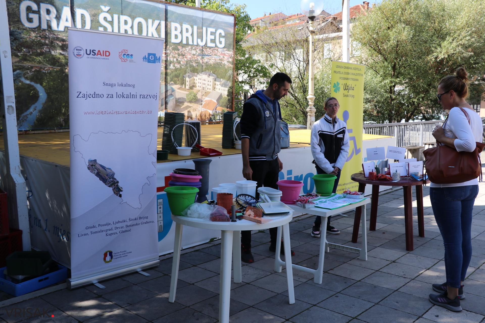 Široki Brijeg: Udruga Eko OTPOR danas održala prezentaciju recikliranih plastičnih proizvoda