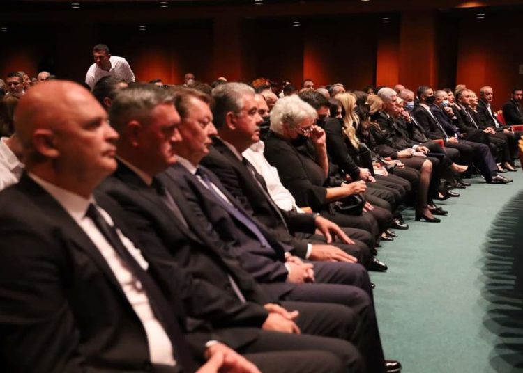 Održana komemoracija povodom prerane smrti dugogodišnjeg mostarskog gradonačelnika Ljube Bešlića