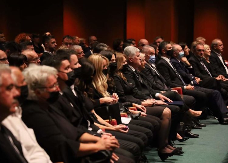 Održana komemoracija povodom prerane smrti dugogodišnjeg mostarskog gradonačelnika Ljube Bešlića