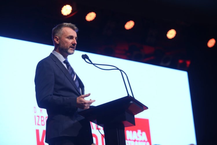 Edin Forto izabran za novog predsjednika Naše stranke