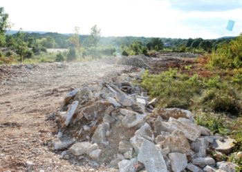 HRS: Nedopustivo je da se Trnjanima dovozi smeće s područja cijelog Širokog Brijega