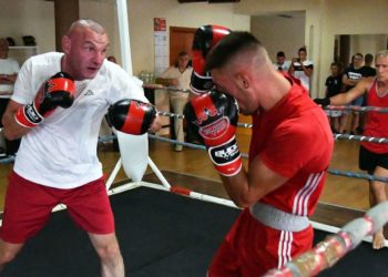 Željko Mavrović se vratio u ring, suci borbu proglasili neriješenom