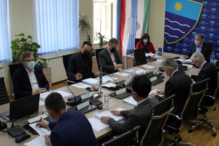 Vlada HNŽ-a o uspostavi mobilnih timova za cijepljenje na radnim mjestima