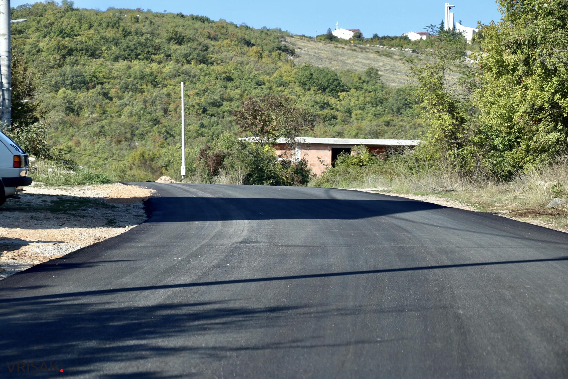 Široki Brijeg: U tijeku rekonstrukcija lokalne ceste Oklaji – Dobrkovići