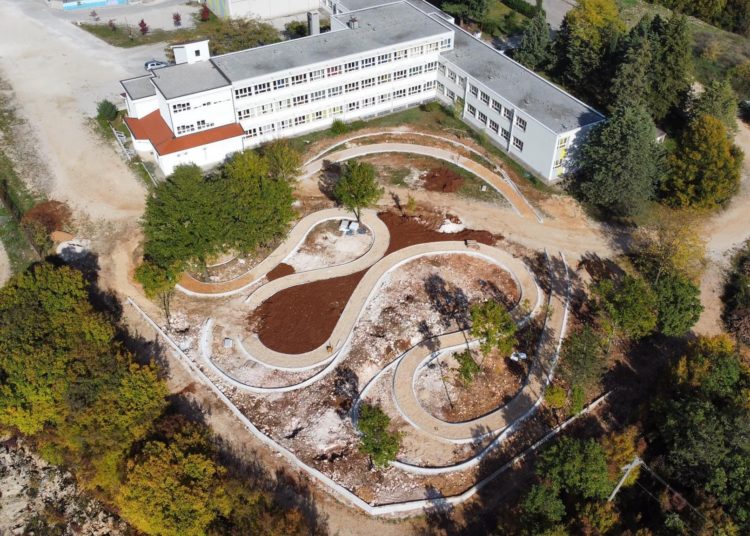 Široki Brijeg: Počelo uređenje parka „Otok sreće“ prilagođenog djeci s poteškoćama u razvoju