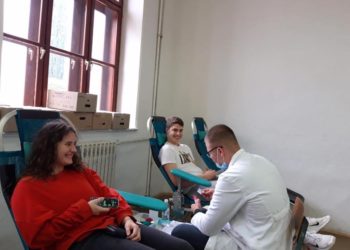 Širokobriješki gimnazijalci darovali 17 doza krvi