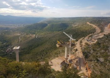 “Izranjaju” stupovi obilaznice koja će Mostar riješiti gužvi