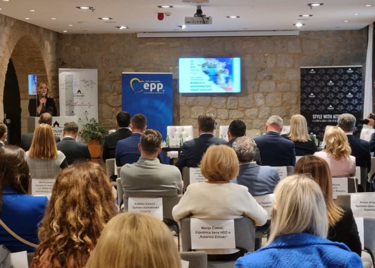 Zovko organizirala konferenciju „IPA III: sredstvo za povezivanje ljudi unatoč granicama“, sudjelovali Ćosić, Vukadin i Herceg