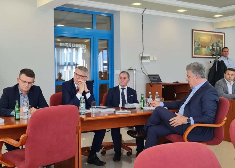 Usora domaćin koordinacije Čovića s načelnicima, gradonačelnicima i predsjednicima županijskih Vlada