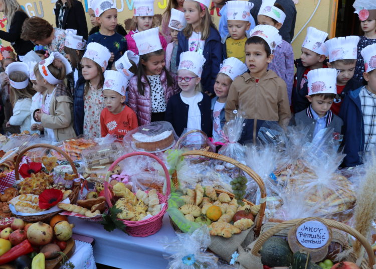 Široki Brijeg: Dani kruha u dječjem vrtiću „Trnoružica“