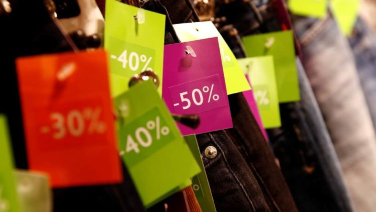 Jesen donosi sniženja u BiH: Kako izbjeći “zamke” trgovaca i racionalno kupovati