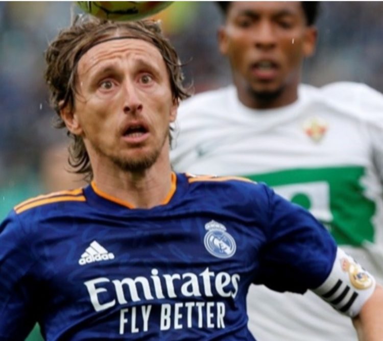 Modrić ušao u povijest kao prvi Hrvat koji je nosio kapetansku traku Reala