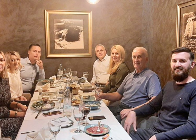 Tri napretkove podružnice predstavile časopis „Fojnička škrinja“ i knjigu aforizama „Kula od karata zlata“