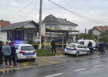 Brčko: U požaru u stambenom objektu izgorjelo šest osoba, spašeno četvero djece