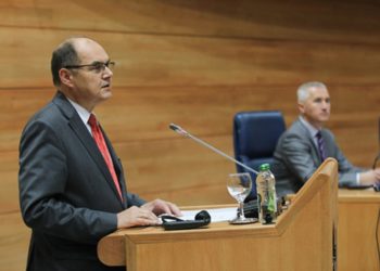 Schmidt: Uvjeravam vas da međunarodna zajednica neće ovo nijemo promatrati