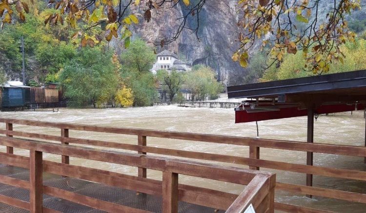 Izlila se rijeka Buna, Blagaj pod vodom