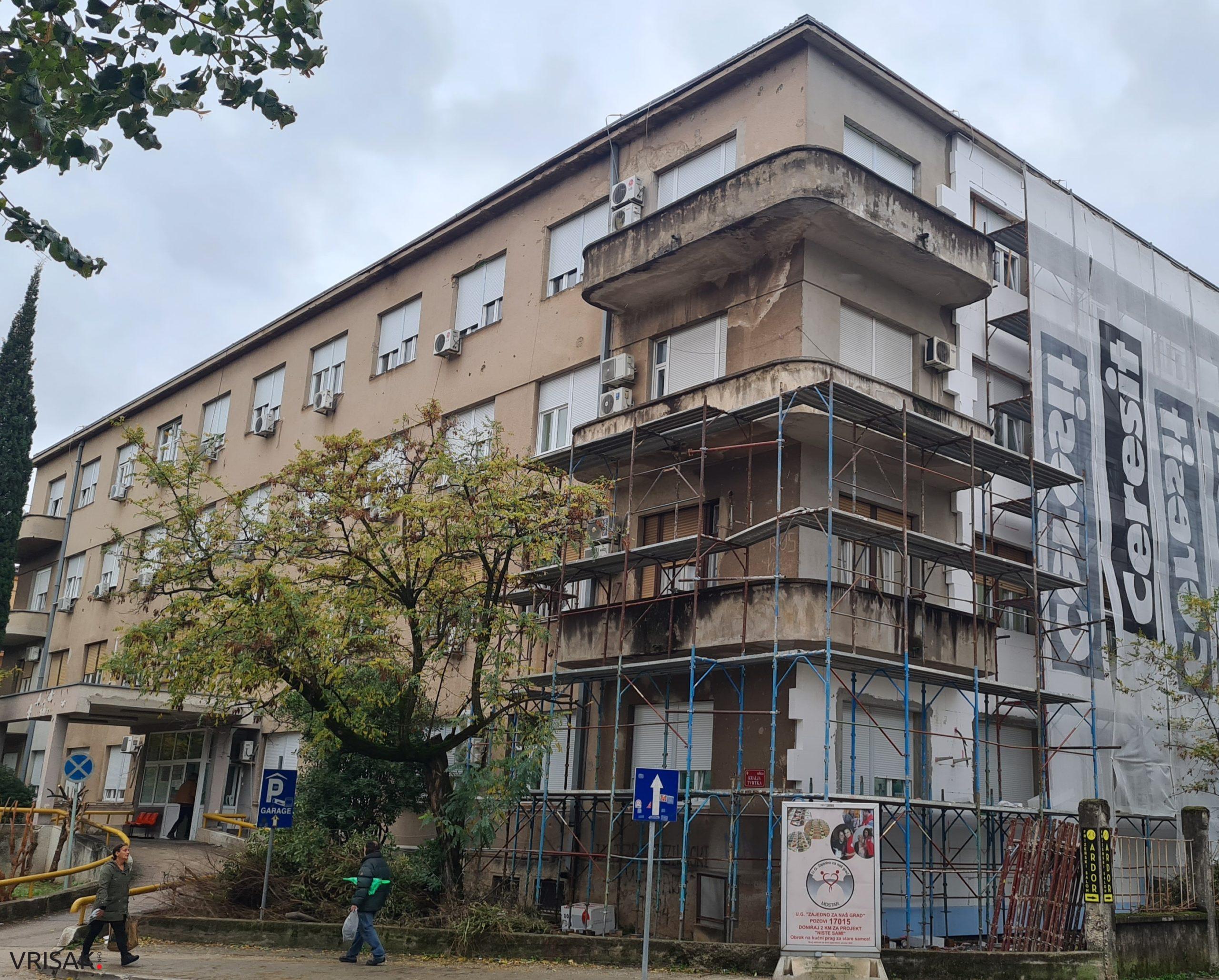 Deset osoba preminulo u Covid bolnici, 150 novih slučajeva koronavirusa u HNŽ-u