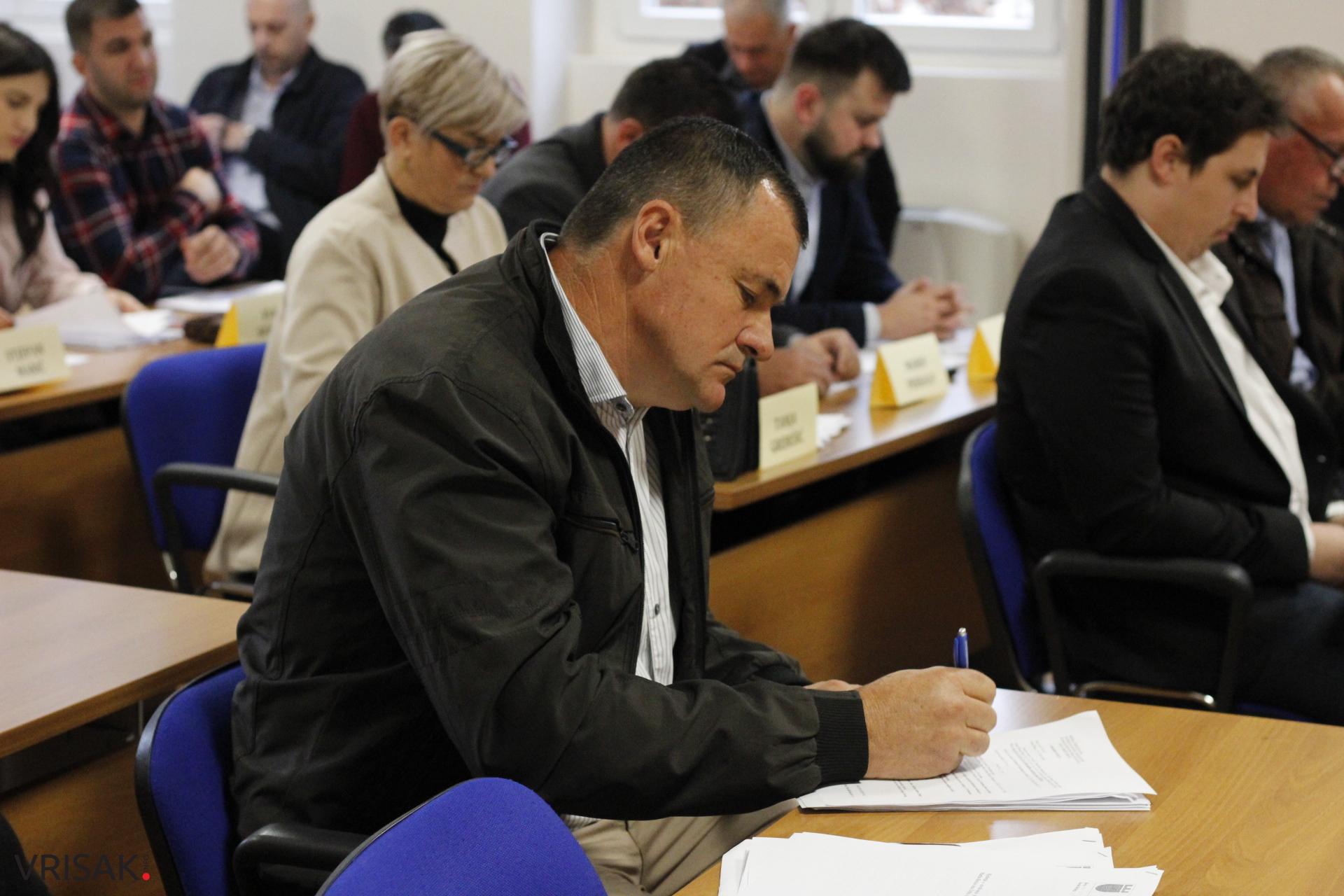 Široki Brijeg: Na sjednici Gradskog vijeća usvojen rebalans, zaključak o nacrtu proračuna, odluka o natječaju za stipendije…