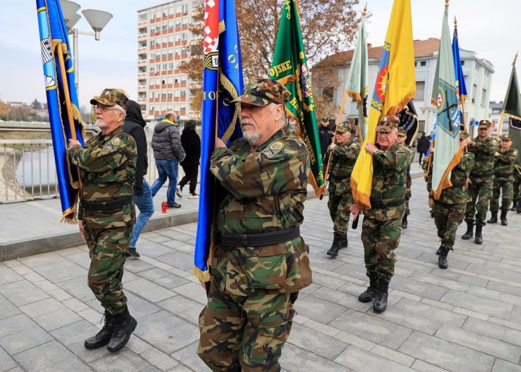 U Vukovar došao veliki broj ljudi iz Hrvatske i BiH