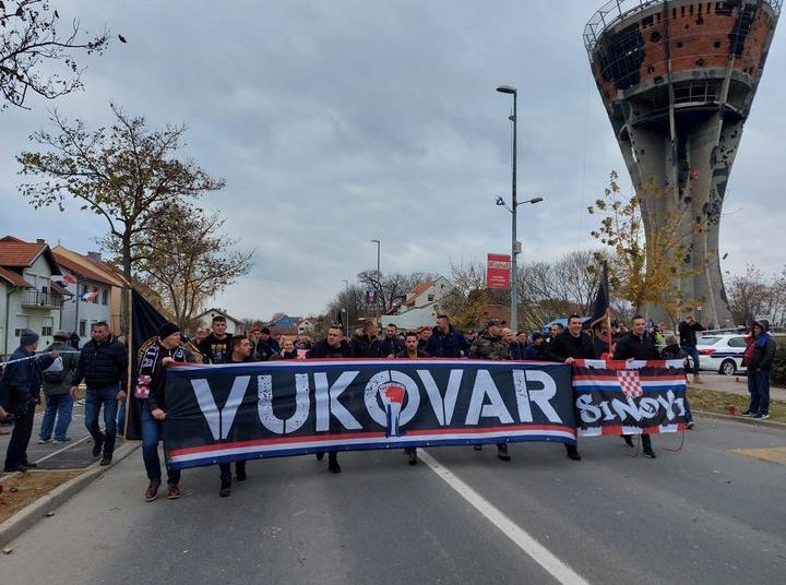 U Vukovar došao veliki broj ljudi iz Hrvatske i BiH
