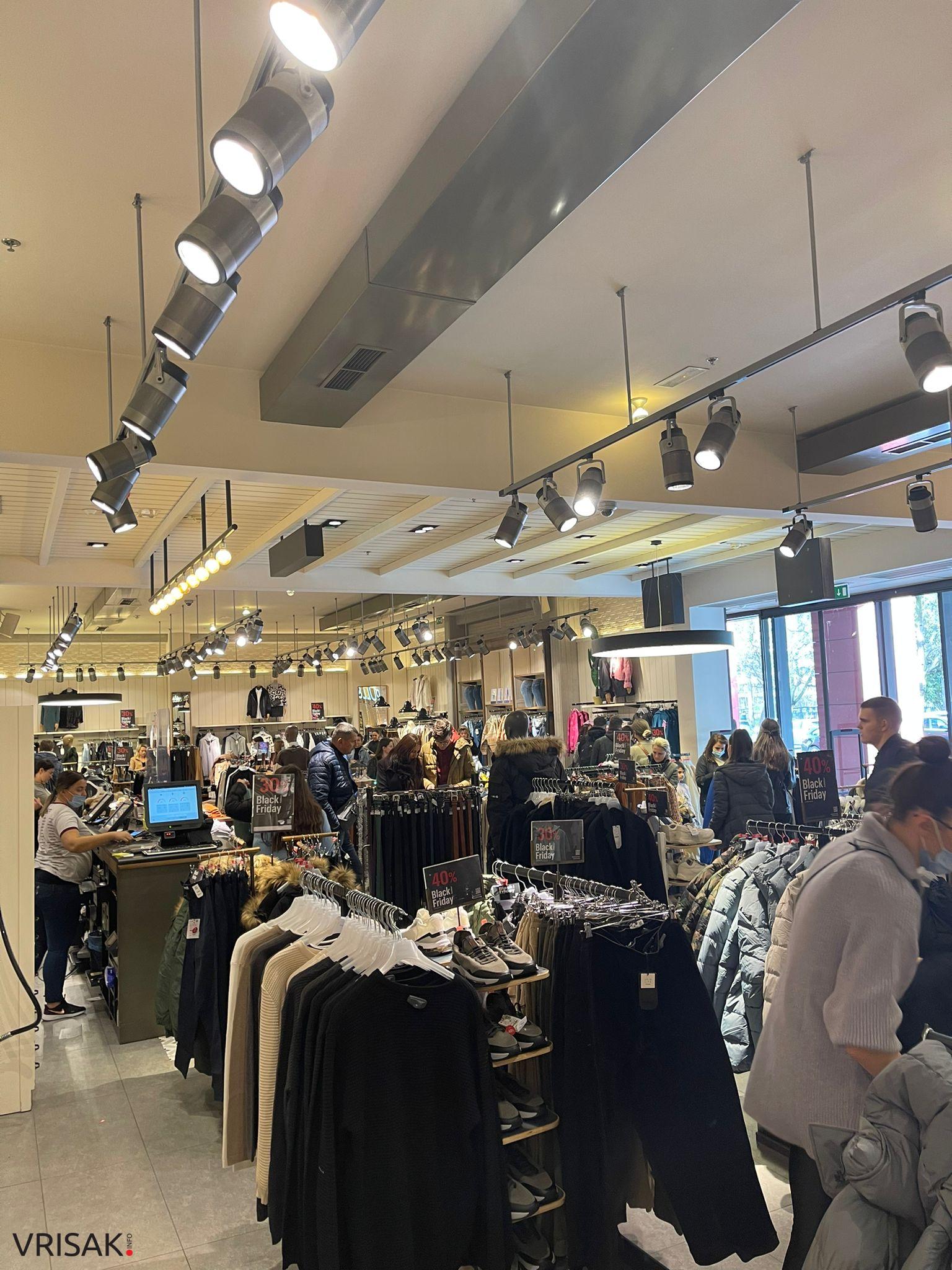 Black Friday ludnica zahvatila Mostar