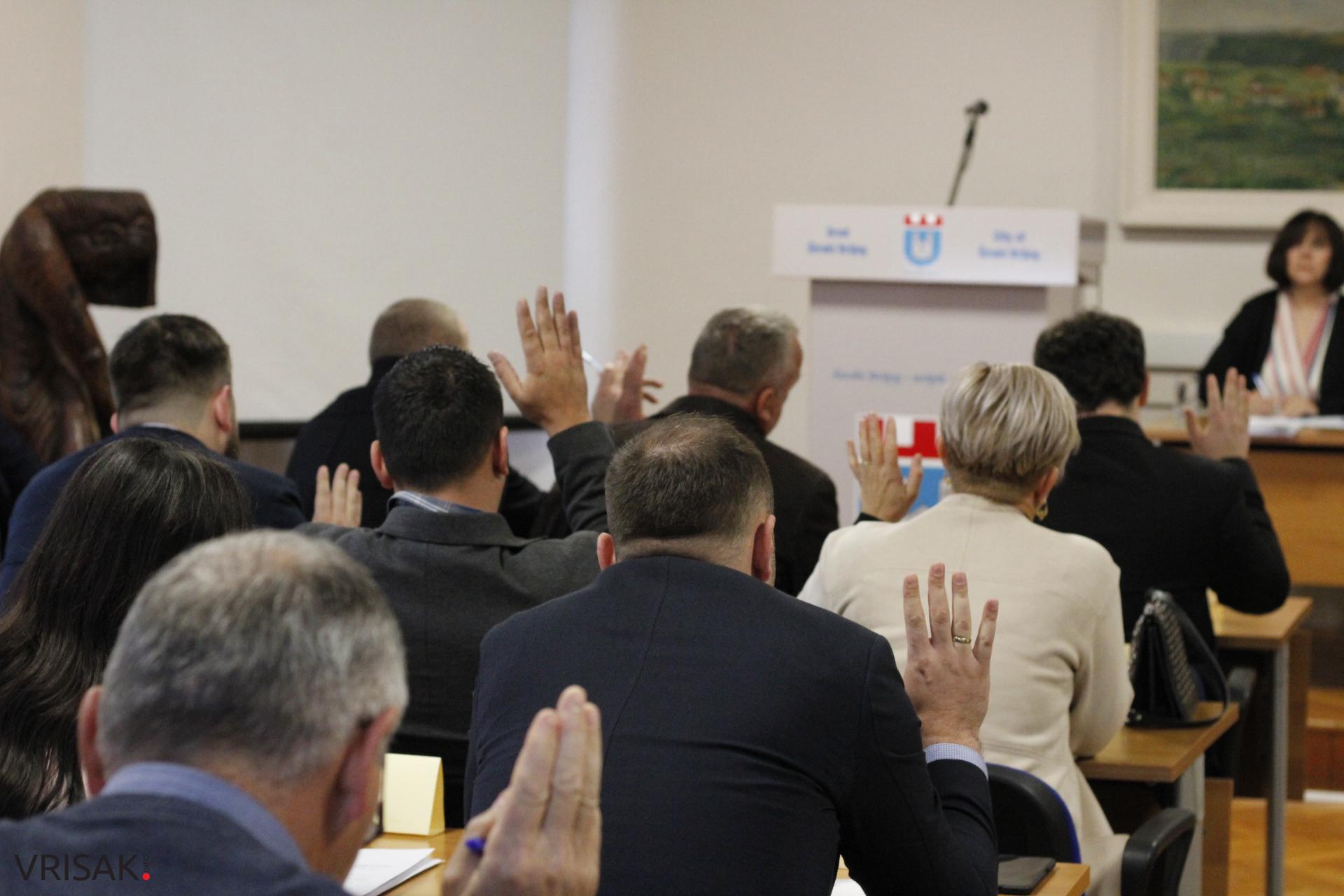Široki Brijeg: Na sjednici Gradskog vijeća usvojen rebalans, zaključak o nacrtu proračuna, odluka o natječaju za stipendije…