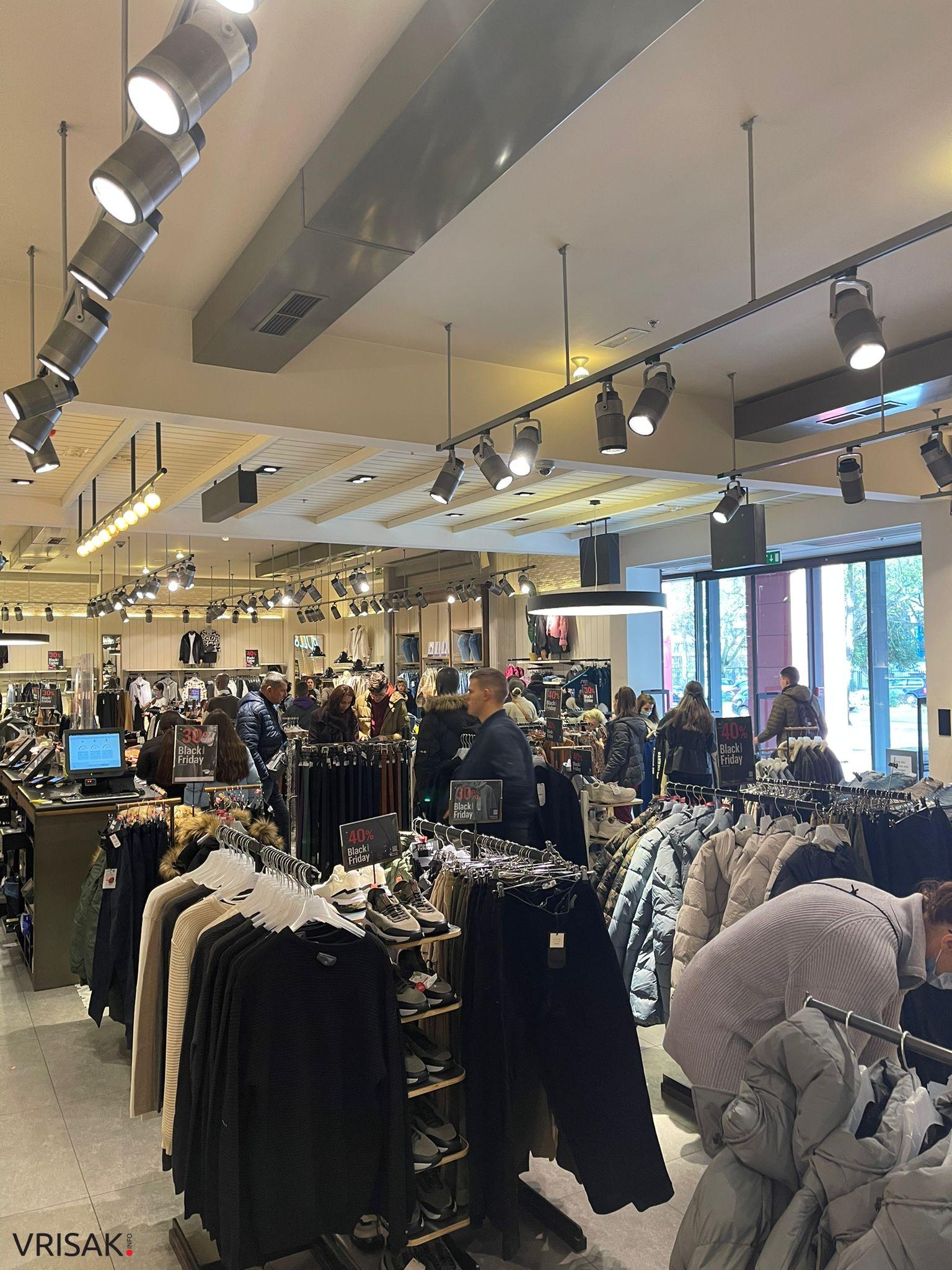 Black Friday ludnica zahvatila Mostar