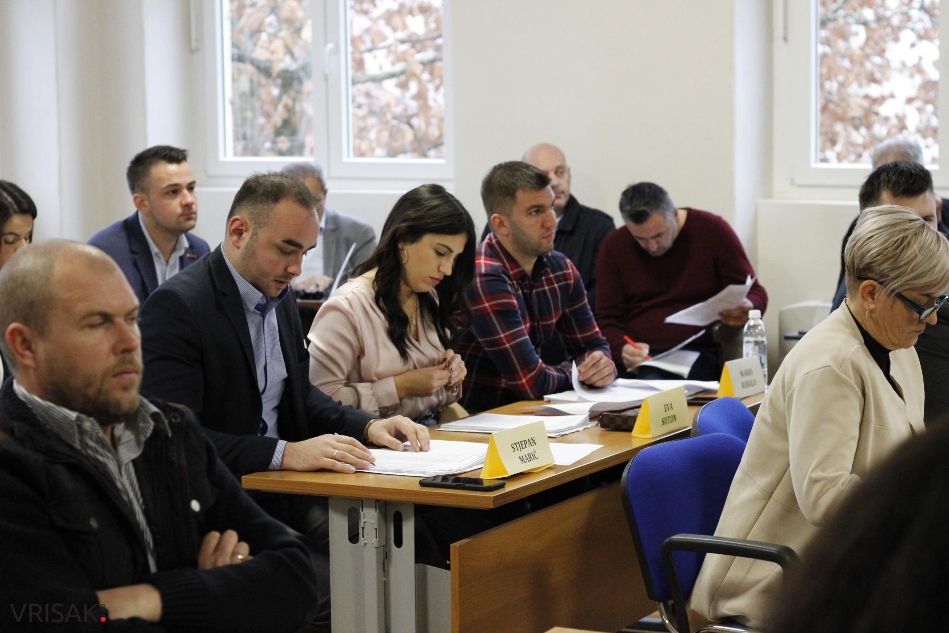 Široki Brijeg: Na sjednici Gradskog vijeća usvojen rebalans, zaključak o nacrtu proračuna, odluka o natječaju za stipendije…