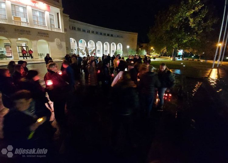 U Mostaru prosvjedovali protiv covid mjera