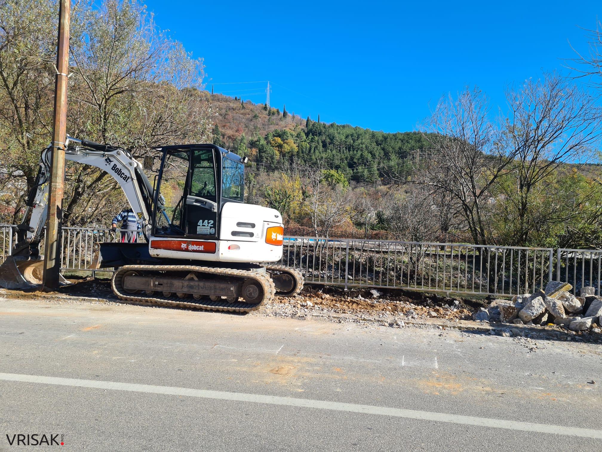 Široki Brijeg: U tijeku rekonstrukcija nogostupa u Ulici Stjepana Radića