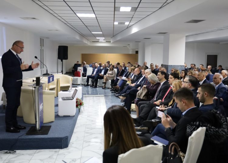 Čović: Nitko nikome ne može nešto dati ili uzeti, Izetbegovićev stav nije vrijedan komentara