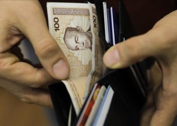 Plaće u BiH na začelju regije