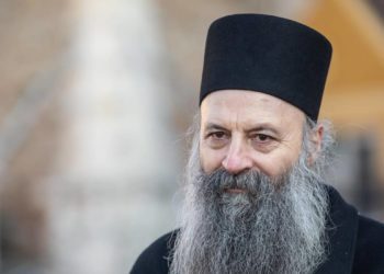 Porfirije pozvao vjernike SPC-a da upale svijeću za sve nevine žrtve Vukovara