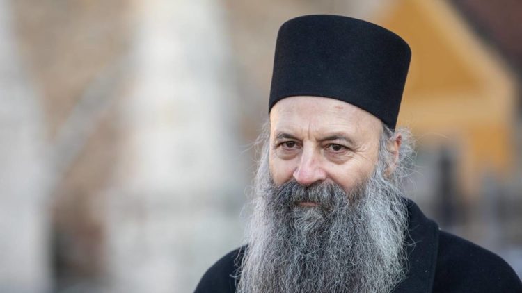 Porfirije pozvao vjernike SPC-a da upale svijeću za sve nevine žrtve Vukovara