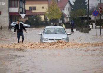 Na pojedinim dionicama promet zatvoren ili se odvija otežano