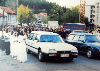 Navršilo se 27 godina od pogibije dvije djevojčice kod mostarske Katedrale