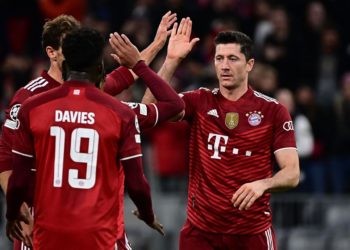 Liga prvaka: Ronaldo spasio United od poraza, slavlje Barce, hat-trick Lewandowskog…