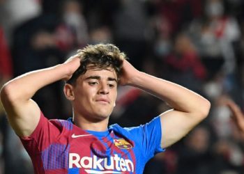 Panika u Barceloni: Chelsea spreman platiti klauzulu za Gavija