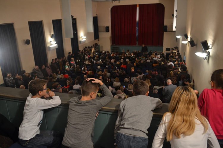 Raspisan natječaj za nabavu projektora za širokobriješko kino Borak