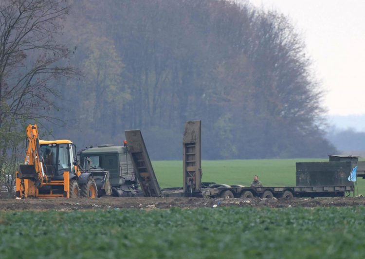 Novu masovnu grobnicu kod Vukovara našla je SOA, žrtama su ruke bile zavezane žicom