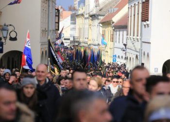 U Vukovar došao veliki broj ljudi iz Hrvatske i BiH