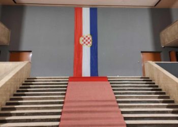 Otkazali proslavu “Dana državnosti”, smeta im zastava hrvatskog naroda u “Kosači”