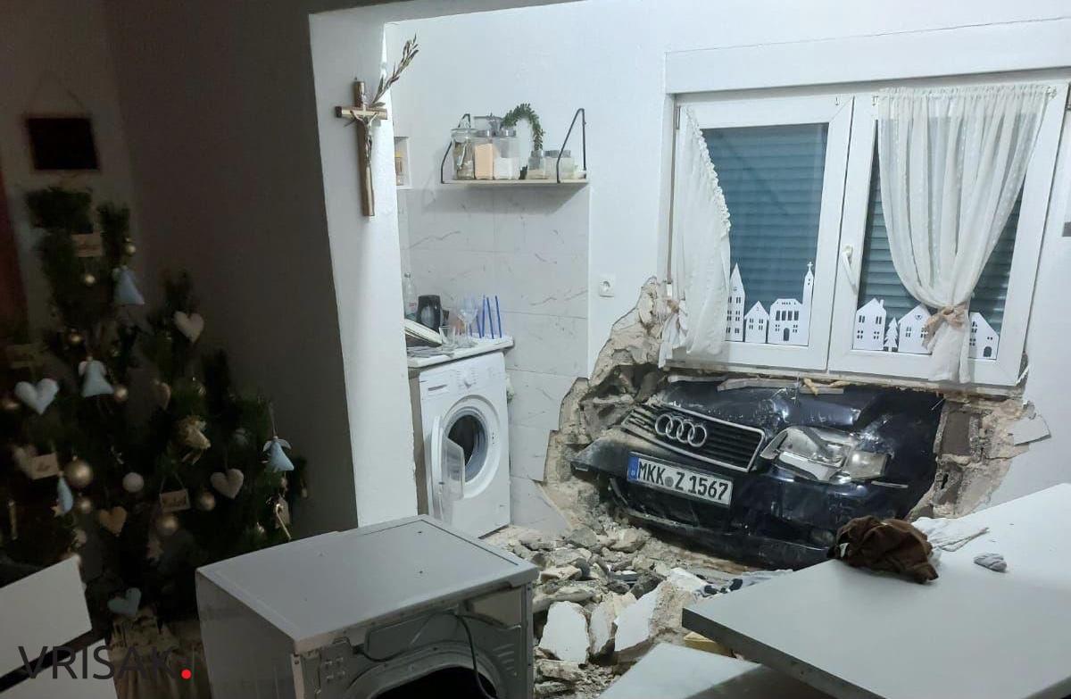 Široki Brijeg: Autom uletio u kuću