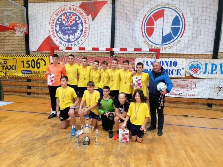 OŠ Petra Bakule pobjednik je velikog Božićnog malonogometnog turnira za osnovne škole