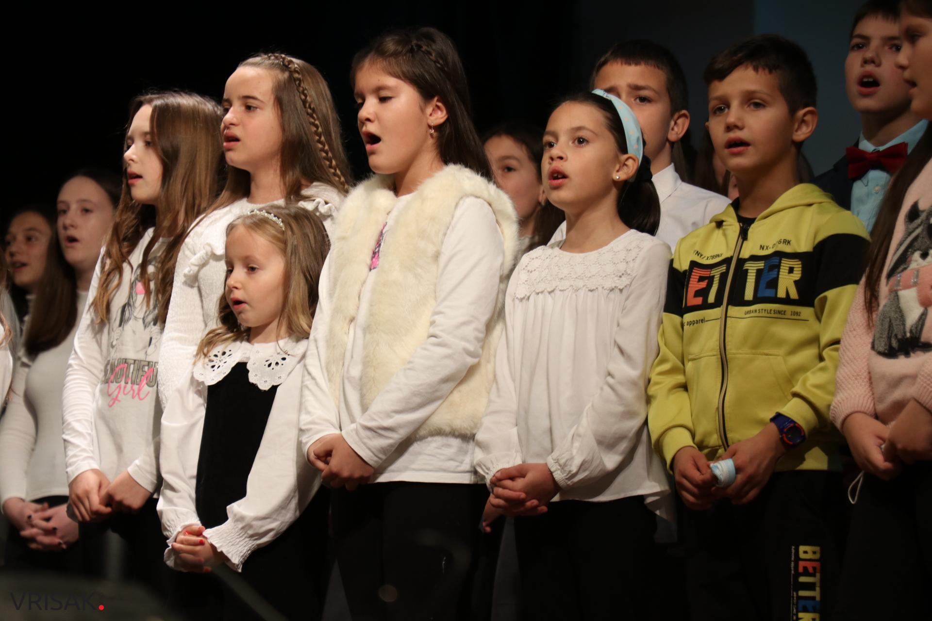 Održana Božićna priredba malih folkoraša u Širokom Brijegu